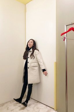 明星私服科普：2018年3月6日，Instagram照片，郑秀妍