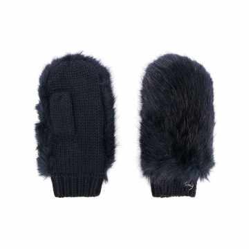 furry gloves