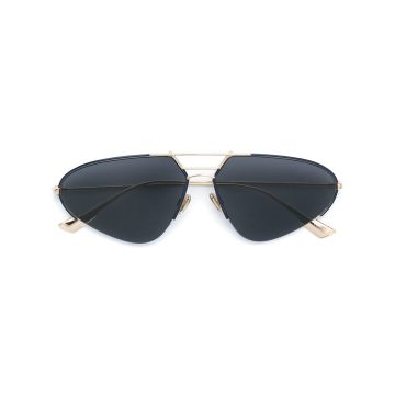 aviator shaped sunglasses