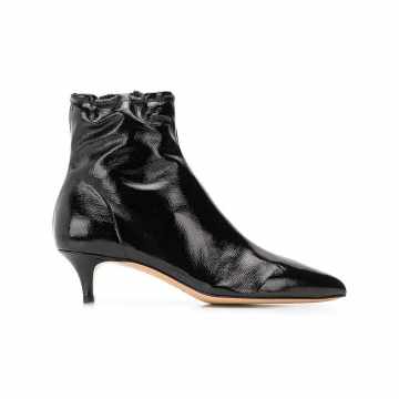 varnished pointed boots