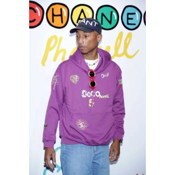 x Pharrell 卫衣
