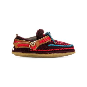 embroidered slip-on shoes