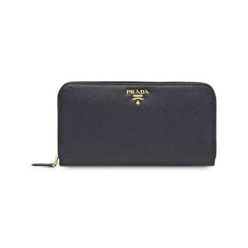 zipped continental wallet