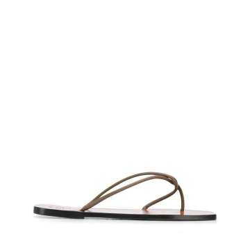 Alessano flat sandals