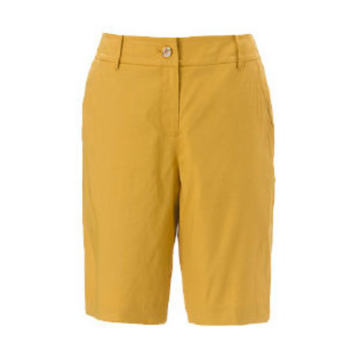 明黄色短裤
