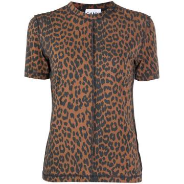 leopard-print T-shirt