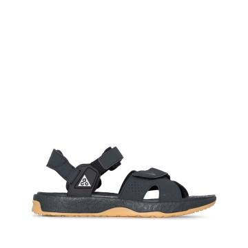 black Deschutz sandals
