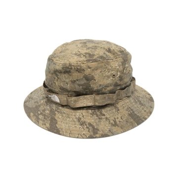 camouflage-print bucket hat