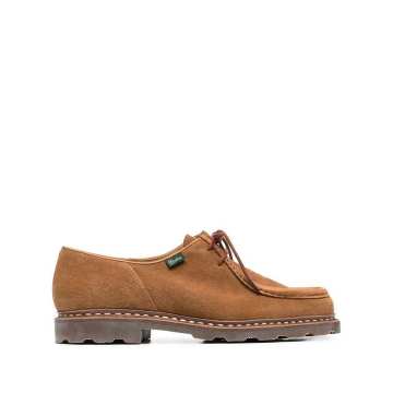 ridged sole boat shoes
