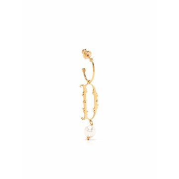 pearl-embellished D letter single earring