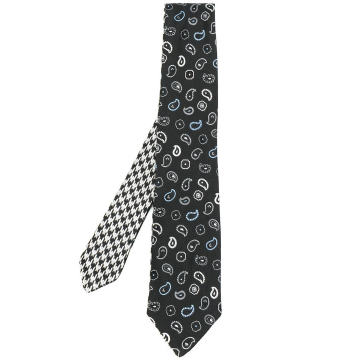 花纹领带
