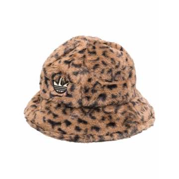 leopard-print faux-fur bucket hat