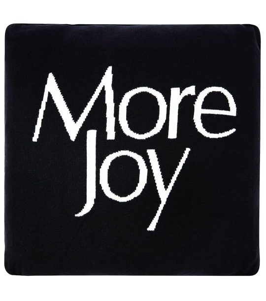 More Joy靠垫展示图