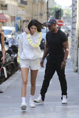 明星私服科普：2018年7月22日，巴黎，Kendall Jenner