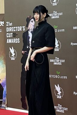 2023年2月25日，韩国导演奖，裴秀智