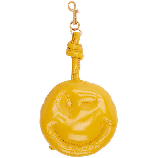 Yellow Chubby Wink Charm Keychain展示图