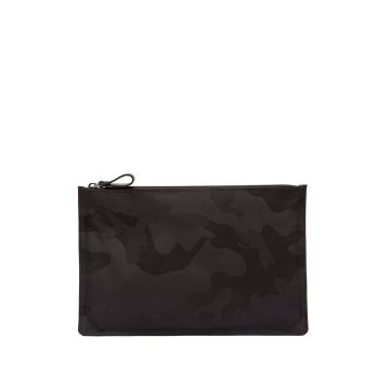 Camouflage-print pouch