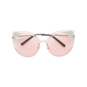 cat eye frame sunglasses