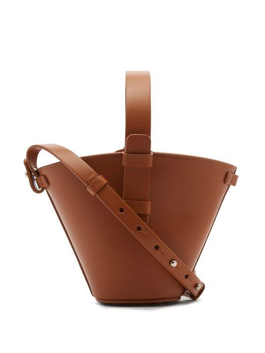 Nelia mini leather bucket bag展示图