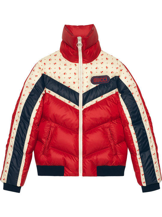 Nylon jacket with Gucci patch展示图