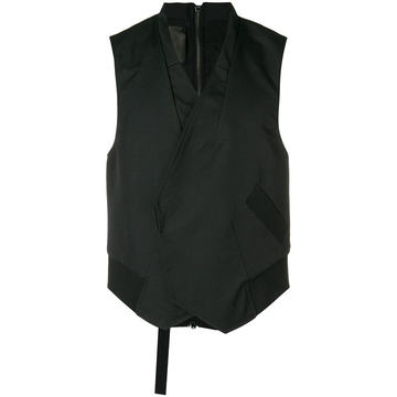 zip back vest