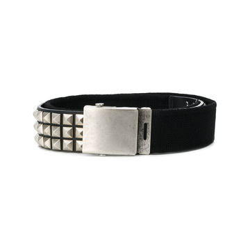 pyramid studded belt