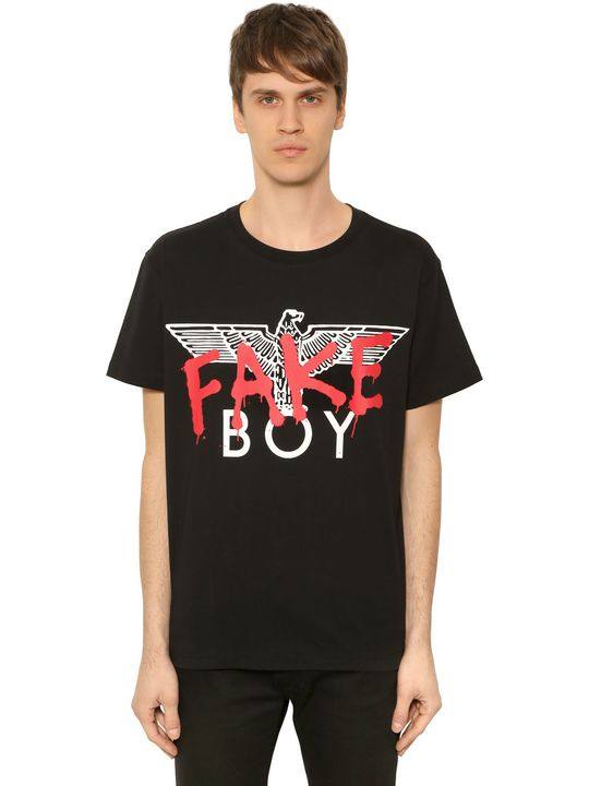 "BOY FAKE"印图平纹T恤展示图