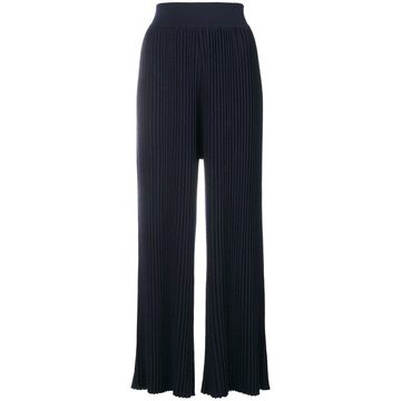 relaxed trousers