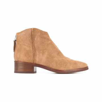 round toe ankle boots