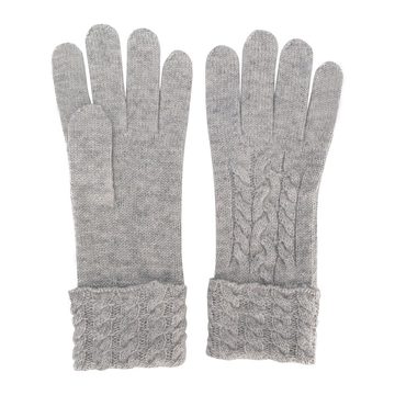 cable-knit gloves