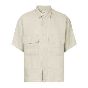 short-sleeve fitted shirt