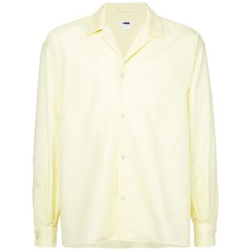 longsleeved button shirt