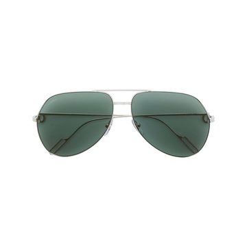 aviator shaped sunglasses