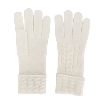 cable-knit gloves