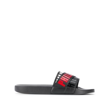 Flat logo gummy sandals