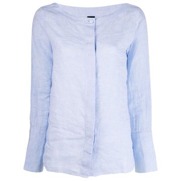 round neck shirt