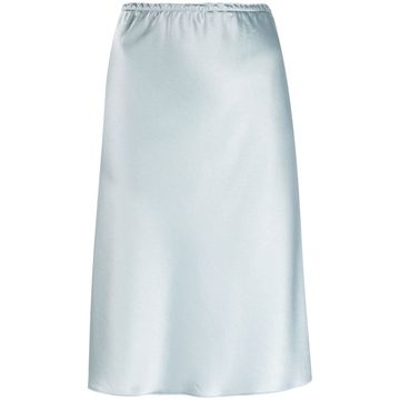 plain fitted skirt