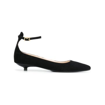 Annavera pointy pumps