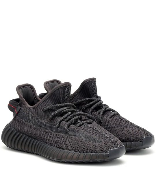 YEEZY Boost 350 V2运动鞋展示图