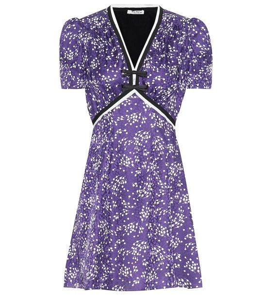 紫色印花连衣裙展示图