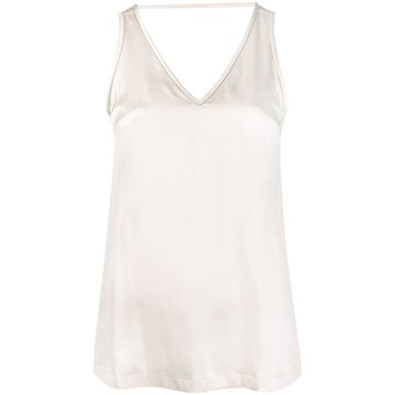 v-neck sleeveless top