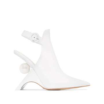 white 105 Jazelle backless leather boots