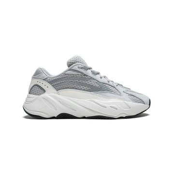 Adidas x Yeezy Boost 700 V2运动鞋