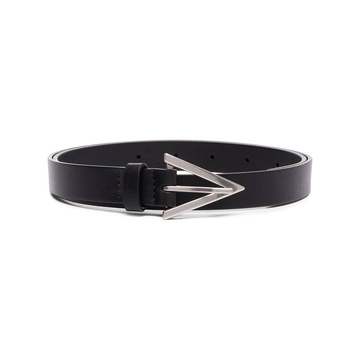 black V buckle leather belt