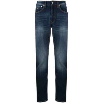 slim tapered fit jeans