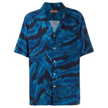 wavy print shirt