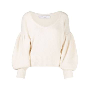 long-sleeved oversize jumper