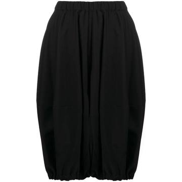 cocoon shape knee-length shorts