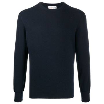 round neck jumper