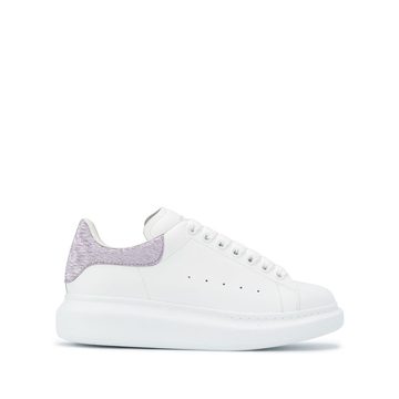 oversized-sole low-top sneakers